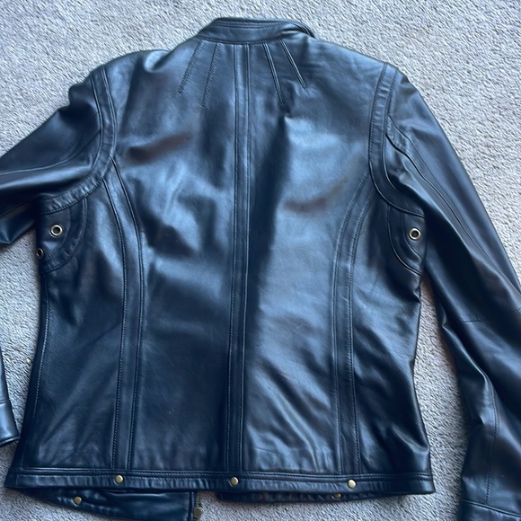 Black leather jacket - Picture 3 of 3